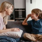 Osebne meje staršev: kako se ne raztopiti v otroka in živeti tudi svoje življenje osebne-meje-starsev-kako-se-ne-raztopiti-v-otroka-in.webp.webp